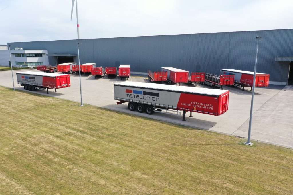 Metalunion levert platen en profielen met optimale en stipte logistiek aan klanten in België, Noord-Frankrijk, Nederland en Luxemburg.